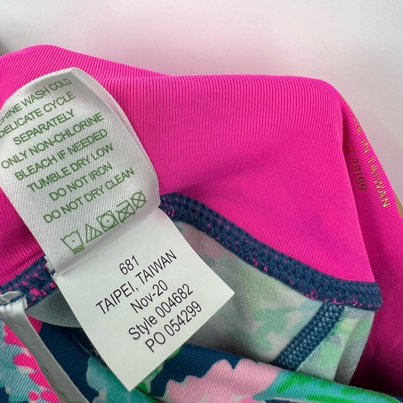 Lilly Pulitzer Weekender High Rise Crop Leggings Macaw Blue Sweet Escape Sz XXS - Picture 16 of 16